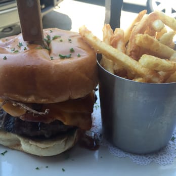 Pappy McGregor's - Blarney burger. - Irish Pub Near Me - Paso Robles, California