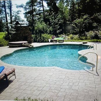 Michael Enterprises Pools and Spas - 18' x 36' freeform liner swimming pool with fiberglass steps and spa. - Pool & Hot Tub Service Near Me - Statham, Georgia