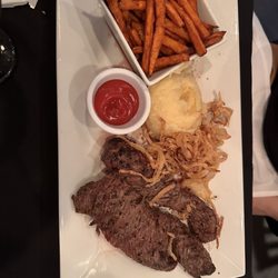 Entreé - Hanger Steak