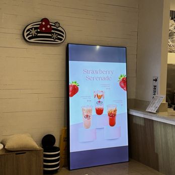 Tarae Queen - Strawberry menu - Desserts Near Me - Westminster, California Tarae Queen - Strawberry menu - Desserts Near Me - Westminster, California