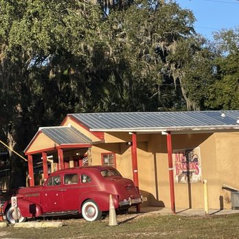 Ma Barkers Hideaway Bar