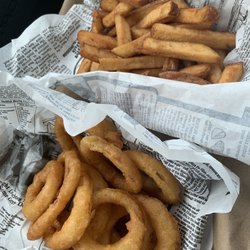 Jonesies Take Out & Diner - Fries n' rings