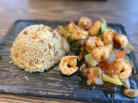 NORI Sushi & Grill by null