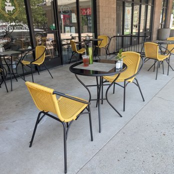 Heart & Soul Country Kitchen - yellow chair in front, cute. - Breakfast & Brunch Near Me - Arnold, California
