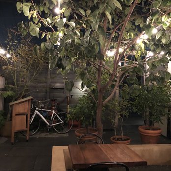 Rintaro - Outdoor courtyard seating area - Izakaya Near Me - San Francisco, California