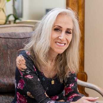 Anne DiMartini - Luxe One Realty - Real Estate Agents Near Me - Henderson, Nevada Anne DiMartini - Luxe One Realty - Real Estate Agents Near Me - Henderson, Nevada