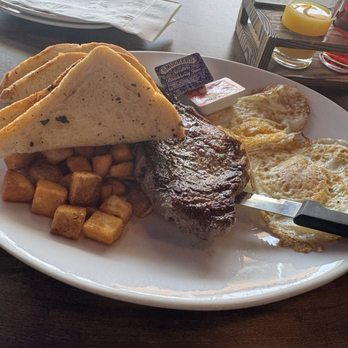 Evolve Brewing by Aces & Ales - 8oz steak and eggs - Beer Bar Near Me - Las Vegas, Nevada