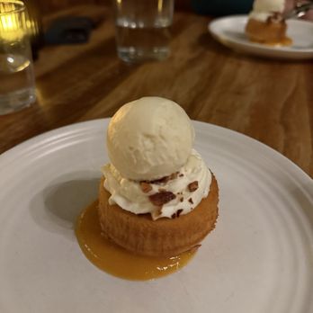 MAMA Oakland - I think a lemon cake..? - Italian Near Me - Oakland, California MAMA Oakland - I think a lemon cake..? - Italian Near Me - Oakland, California