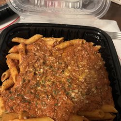 Lakeland Manor - Penne and bolognese -- my favorite pasta sauce!