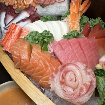 Wakame Sushi - Sashimi - Japanese Near Me - Toronto, Ontario