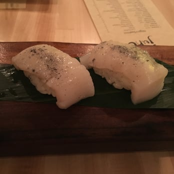 Juno - Hotate (Live Scallop) Nigiri - Sushi Bars Near Me - Chicago, Illinois