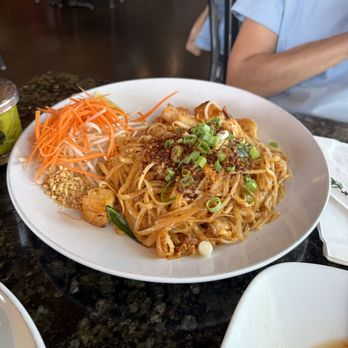 Pipo Ramen & Rice - Pad Thai Shrimp - Thai Near Me - Sacramento, California Pipo Ramen & Rice - Pad Thai Shrimp - Thai Near Me - Sacramento, California