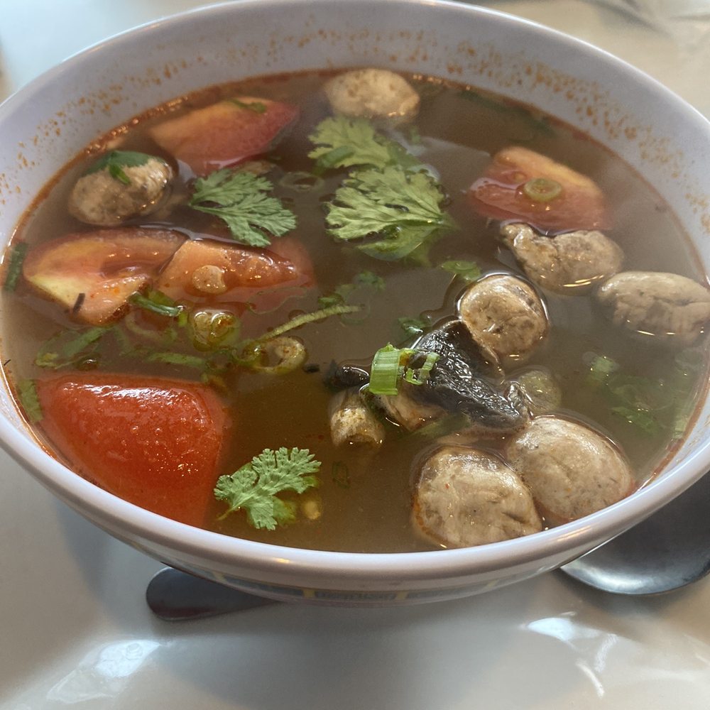 Chow Thai - Tom yum soup - Thai Near Me - Wilmington, North Carolina Chow Thai - Tom yum soup - Thai Near Me - Wilmington, North Carolina