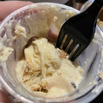 Edley's Bar-B-Que - Banana Pudding - Barbeque Near Me - Chattanooga, Tennessee Edley's Bar-B-Que - Banana Pudding - Barbeque Near Me - Chattanooga, Tennessee