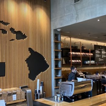 Starbucks - Beautiful store - Coffee & Tea Near Me - Honolulu, Hawaii