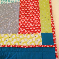 Bend O' the River Bed & Breakfast - Peggy quilts and crafts handbags, aprons, makeup bags, bedroom slippers.