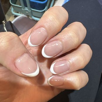 VIP Nails & Spa - Hard gel French manicure - Nail Salons Near Me - Chicago, Illinois