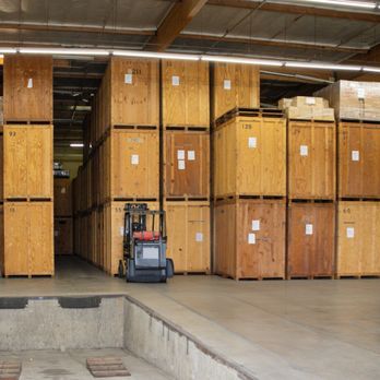 Dino's Moving & Storage - Amazing storage facility - Movers Near Me - North Hollywood, California Dino's Moving & Storage - Amazing storage facility - Movers Near Me - North Hollywood, California