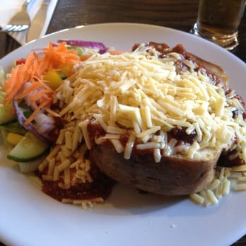 Tolbooth Tavern - Jacket potato with chili and cheese - Pubs Near Me - Edinburgh, EDH Tolbooth Tavern - Jacket potato with chili and cheese - Pubs Near Me - Edinburgh, EDH