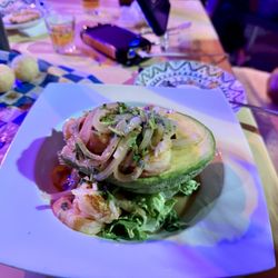 Green Parrot - Stuffed avocado with shrimp