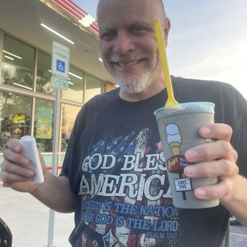 Andy's Frozen Custard - James Brownie 16oz medium jackhammer - Ice Cream & Frozen Yogurt Near Me - Schaumburg, Illinois