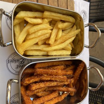 Street Burger Bistro - Half regular half sweet potato fries - Burgers Near Me - Prague, Puerto Rico Street Burger Bistro - Half regular half sweet potato fries - Burgers Near Me - Prague, Puerto Rico