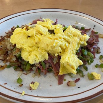 Olympic Diner - Corned Beef Hash - Diners Near Me - Hilliard, Ohio