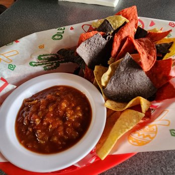 Old Town Cafe - Salsa and tri-color tortilla chips. - New Mexican Cuisine Near Me - Albuquerque, New Mexico