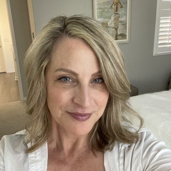 Brush Salon - Hair Salons Near Me - San Juan Capistrano, California