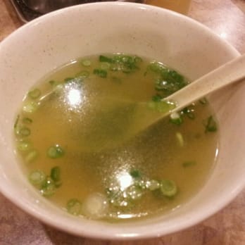 Wonton Express - Soup with lots of green onions. - Chinese Near Me - Mississauga, Ontario Wonton Express - Soup with lots of green onions. - Chinese Near Me - Mississauga, Ontario