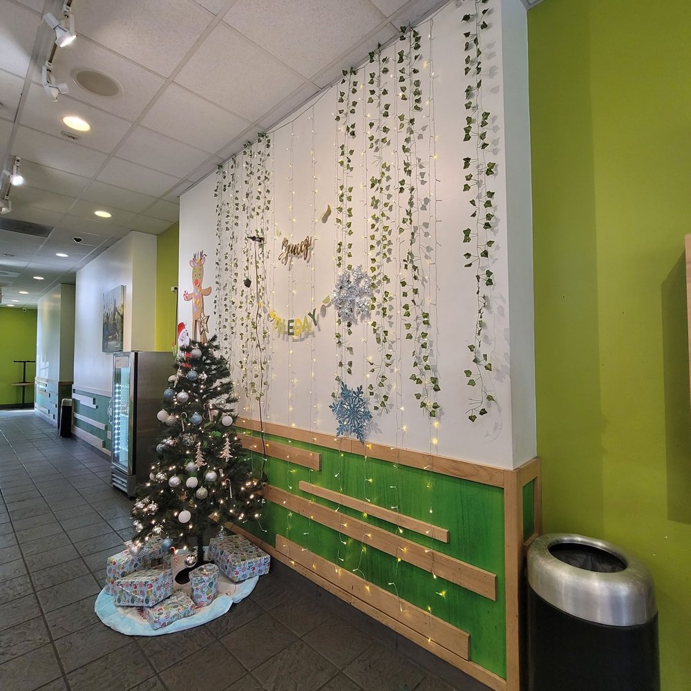 Jamba - a christmas tree in the hallway of a building - Juice Bars & Smoothies Near Me - Alhambra, California Jamba - a christmas tree in the hallway of a building - Juice Bars & Smoothies Near Me - Alhambra, California