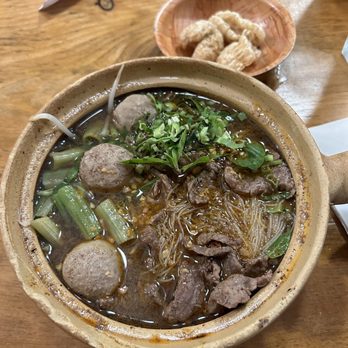 Paddler - Beef boat noodles - Thai Near Me - Toronto, Ontario Paddler - Beef boat noodles - Thai Near Me - Toronto, Ontario