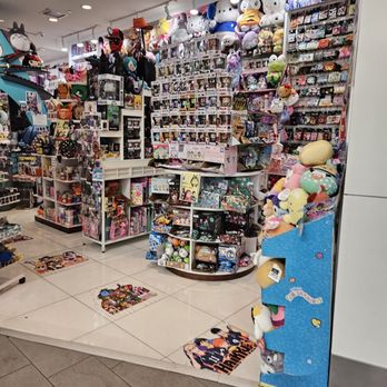Loho Love & Hope - The entrance - Toy Stores Near Me - Valencia, California