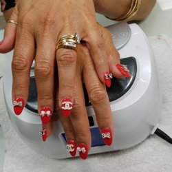 Aloha Nails