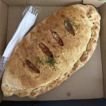 The Pizza Boy - Calzón de Jamón extra queso. - Pizza Near Me - Dorado, Puerto Rico