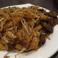 Cousin's Hong Kong Cuisine - Fried beef noodles
