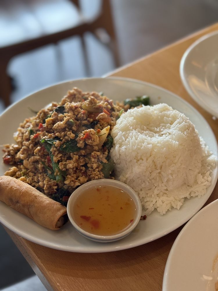 Tuk Tuk Thai Fusion