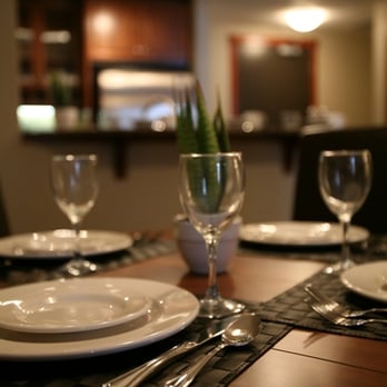Blackstone Mountain Lodge - Blackstone Dining Area - Hotels Near Me - Canmore, Alberta