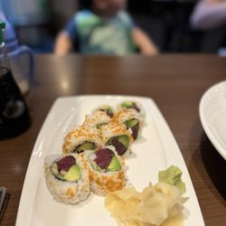 Mizu Sushi Bar & Grill - @rayz
