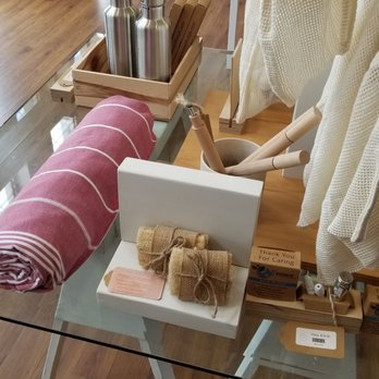 Niu - Eco-friendly items (straws, loofah, floss, etc.) - Women's Clothing Near Me - Wahiawa, Hawaii Niu - Eco-friendly items (straws, loofah, floss, etc.) - Women's Clothing Near Me - Wahiawa, Hawaii