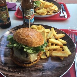 Rod's Coffee - Si vous ne devez déjeuner qu'une fois à Bourg c'est LE restaurant où vous devez aller. 4ime de la finale du Burger 2018 c'est pas pour rien