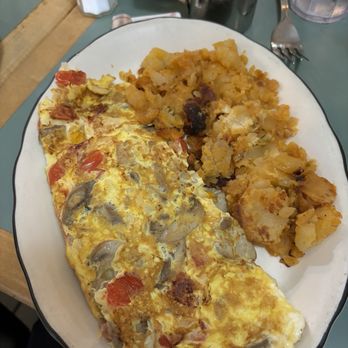 Townhouse Diner - Omelette - Breakfast & Brunch Near Me - New York, New York Townhouse Diner - Omelette - Breakfast & Brunch Near Me - New York, New York