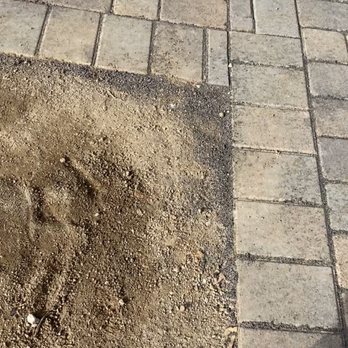 Pro Star Builder - Polymer sand on decomposed granite and pavers. Causing the pavers to look dirty - General Contractors Near Me - Los Angeles, California Pro Star Builder - Polymer sand on decomposed granite and pavers. Causing the pavers to look dirty - General Contractors Near Me - Los Angeles, California