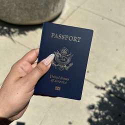 Rapid Passport and Visa - Got our passport!!