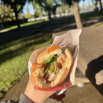 Banh Mi House - banh mi heo quay - Vietnamese Near Me - Sacramento, California