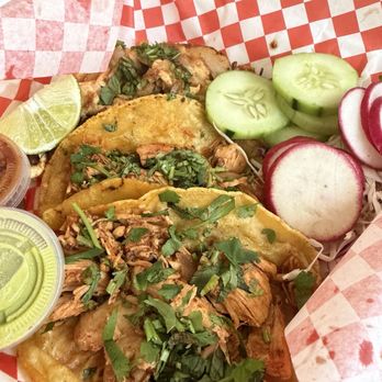 Tacos La Fondita - Chicken Tinga Tacos - Mexican Near Me - Austin, Texas