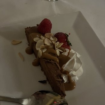 Le Provencal Bistro - Chocolate mousse tart - French Near Me - Mamaroneck, New York Le Provencal Bistro - Chocolate mousse tart - French Near Me - Mamaroneck, New York