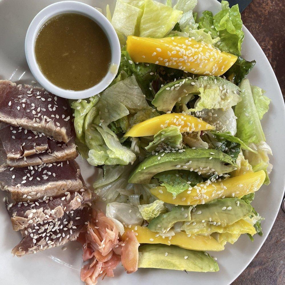 Brick Restaurant - Tuna salad with mango and avocado - New American Near Me - Jacksonville, Florida