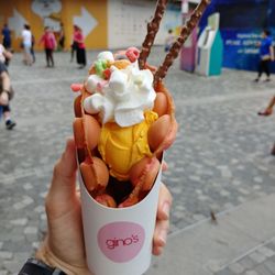 Gino's Gelato - Fruitty Loopy Eggette