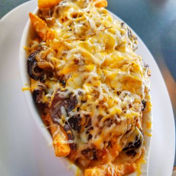 Froggy's - Shroomer fries - Bars Near Me - Davis, California